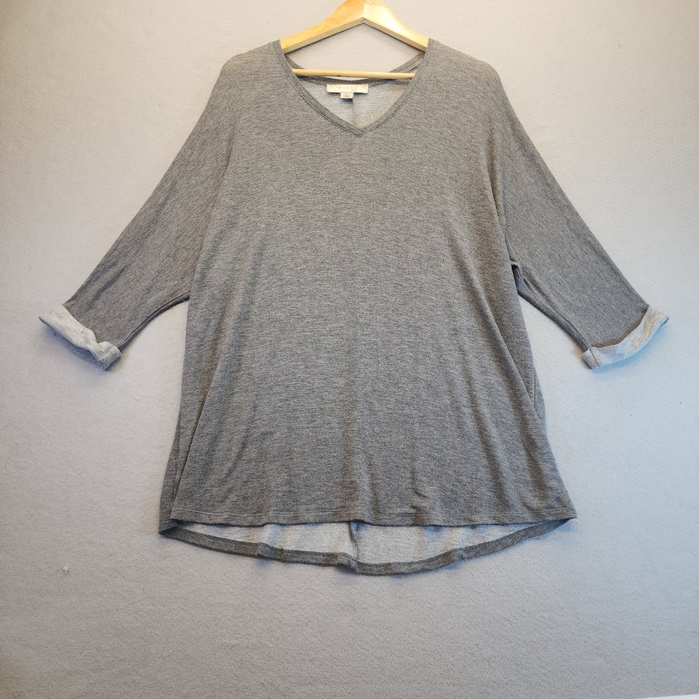 Misia Curvy Gray V-Neck Tunic Top 1X Heathered Dolman Sleeve High Low Hem Casual